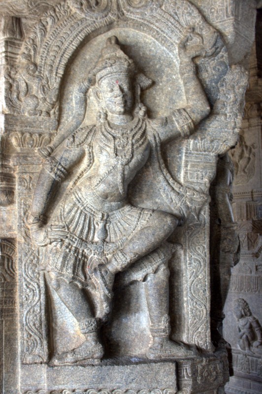 Temple pillars lepakshi