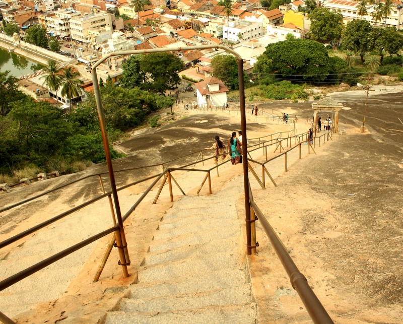 Shravanbelagola  Vindhyagiri climbing