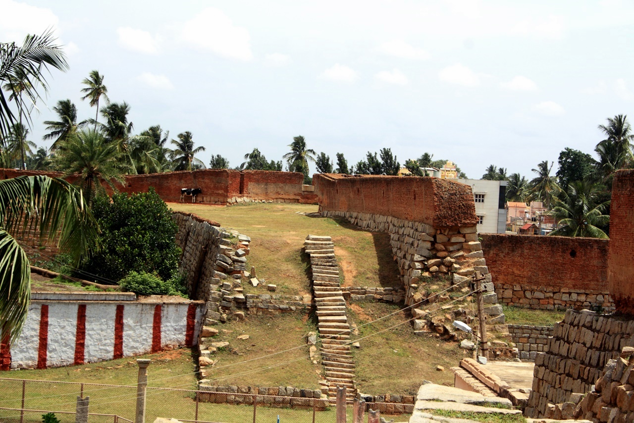 Devanahalli-fort-inside-3